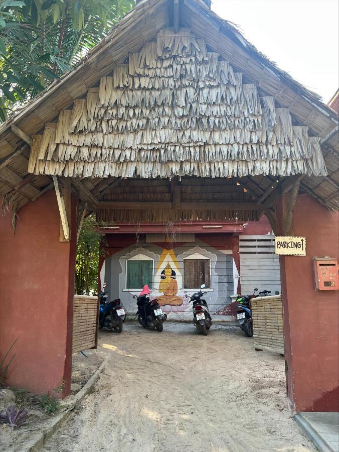 Haad Chao Phao Resort Exterior photo
