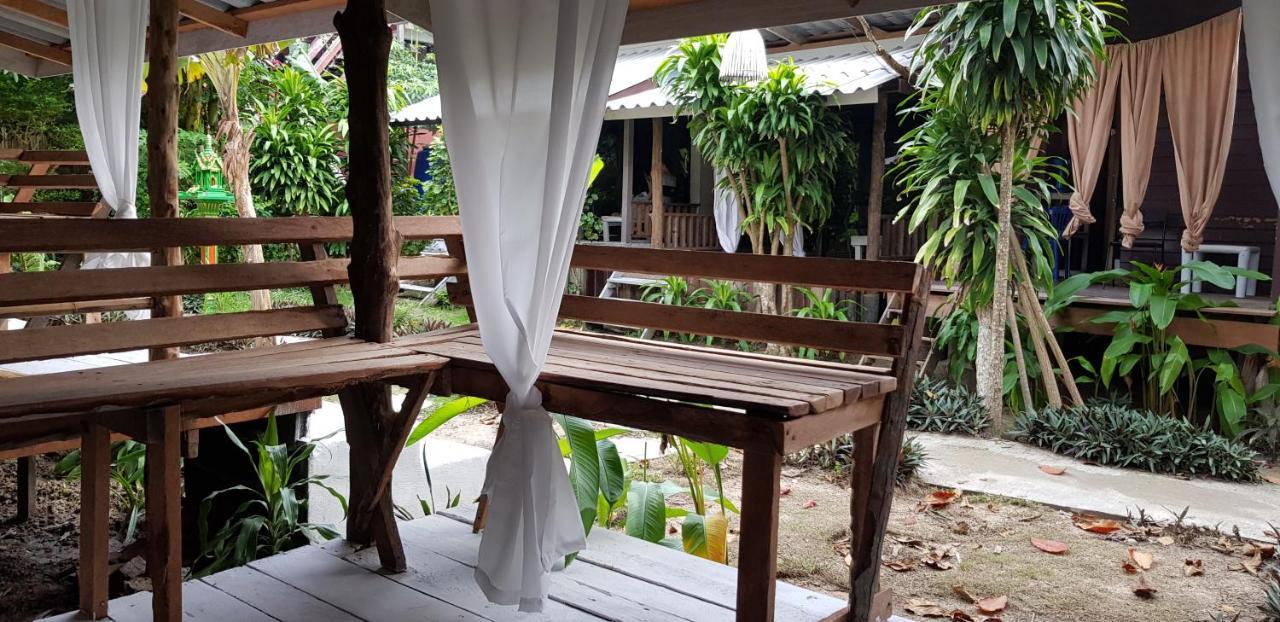 Haad Chao Phao Resort Exterior photo