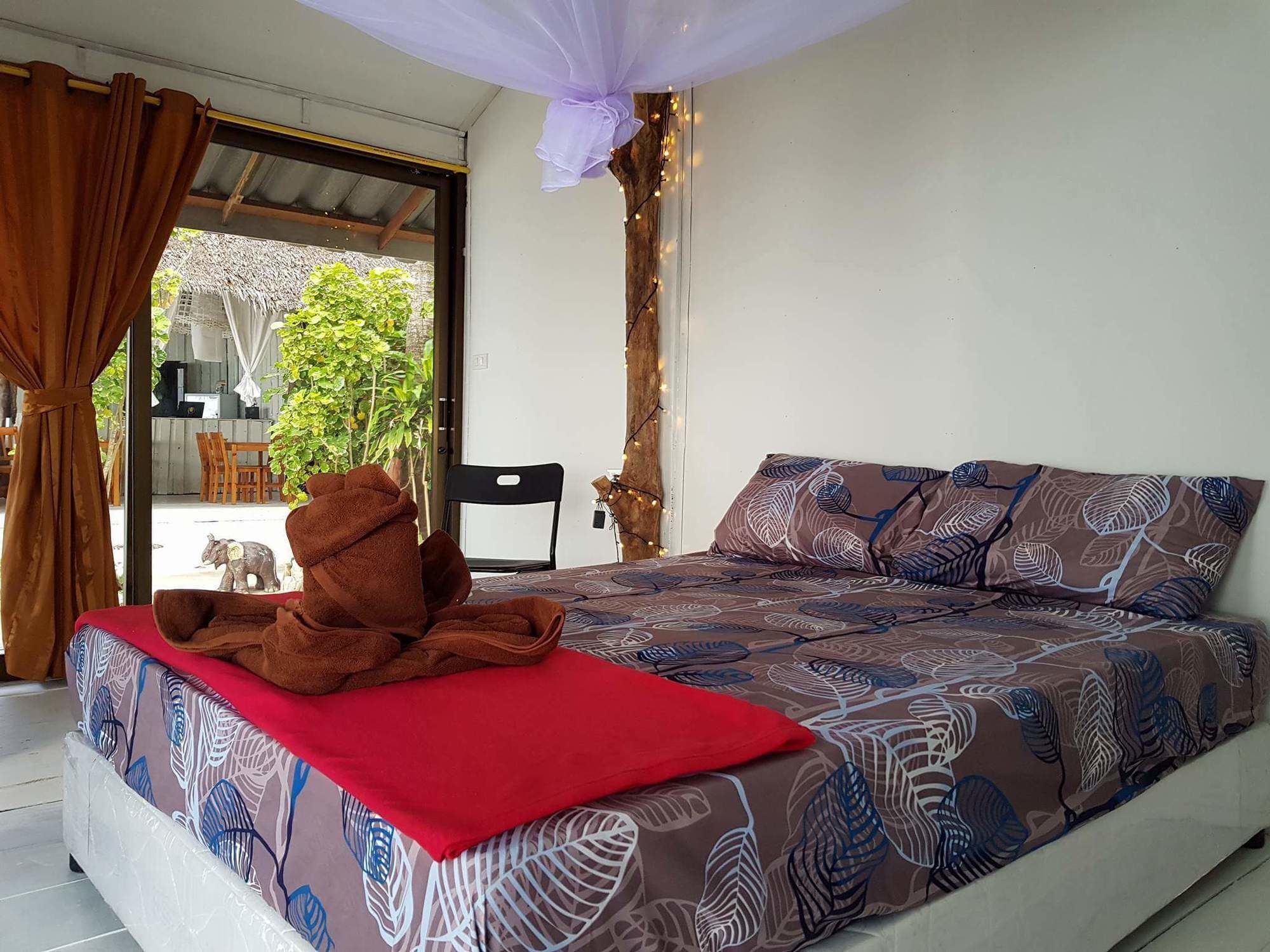 Haad Chao Phao Resort Exterior photo